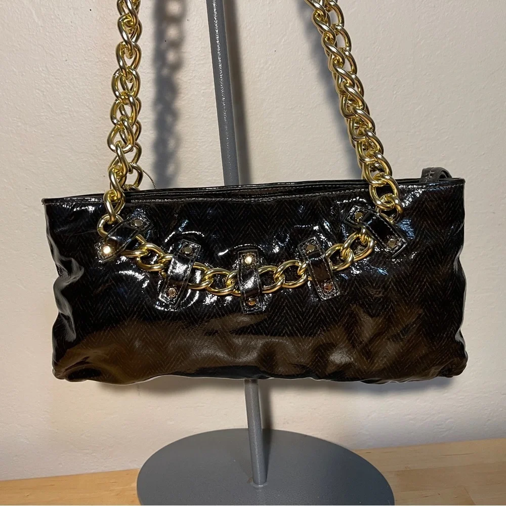 GOLDENBLEU Patent Leather Chain Strap Shoulder Bag Y2K Statement Purse